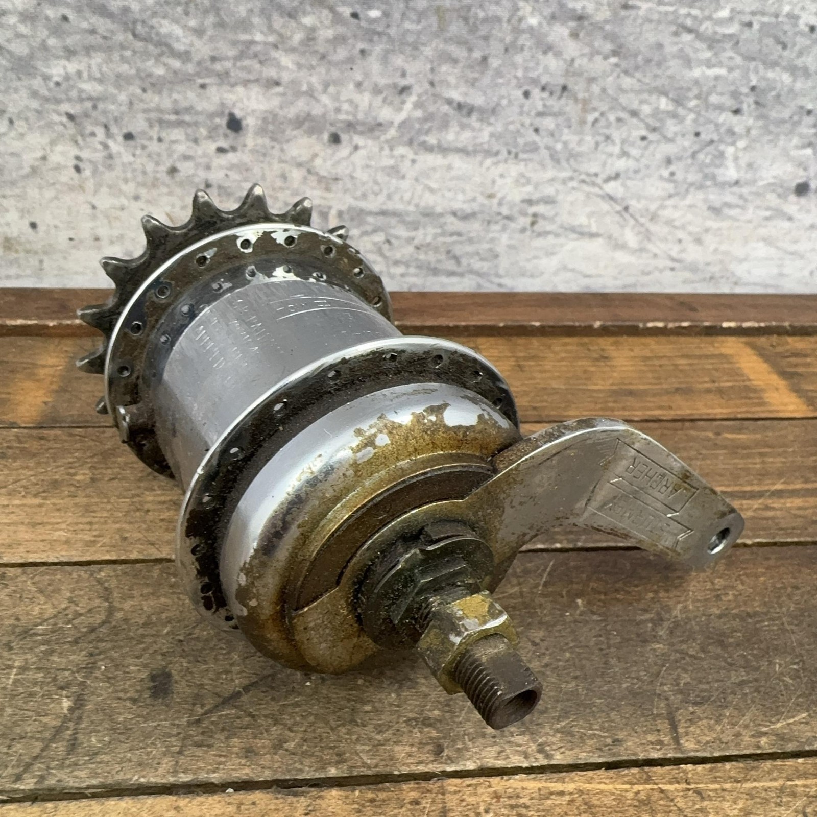 Vintage Sturmey Archer TCW III Hub 3 Speed Coaster Brake 40 Hole 1963 Rear