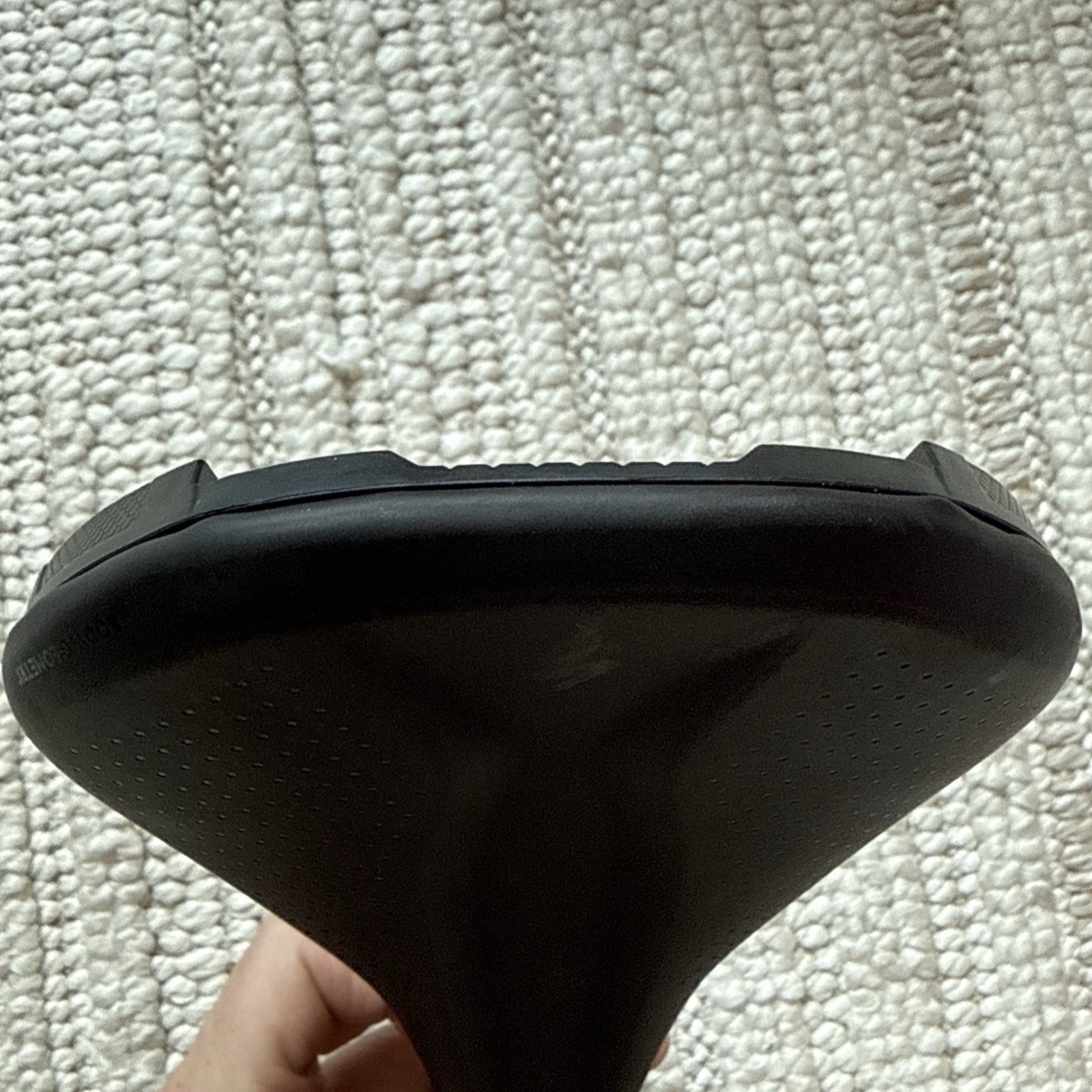 Specialized Bridge Hollow Cr-Mo Mountain Bike Seat Saddle – Grips – Bottle Cage