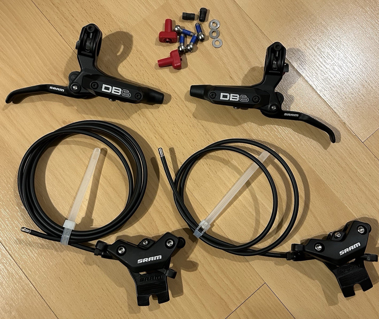 SRAM DB6 4-Piston Hydraulic Disc Brakeset