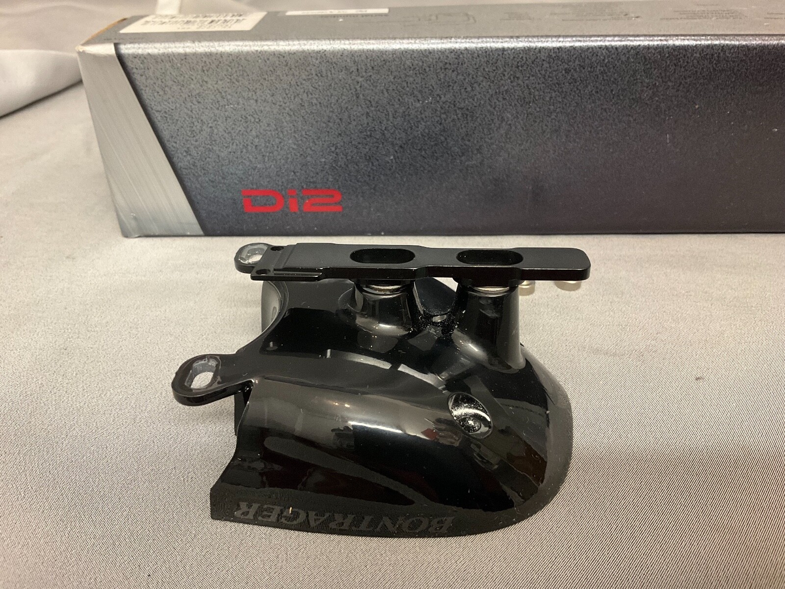 NEW orig. Shimano Dura Ace Di2 bmr1 brm2 Battery Mount Base Mount Battery