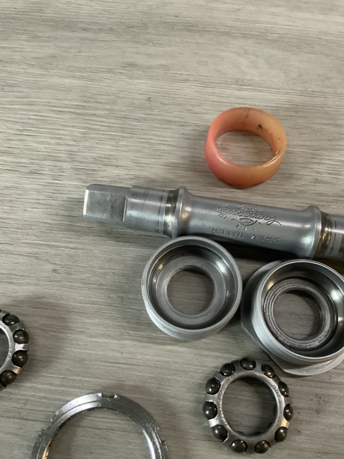 CAMPAGNOLO RECORD BOTTOM BRACKET 68–114 MM BRITISH THREADED