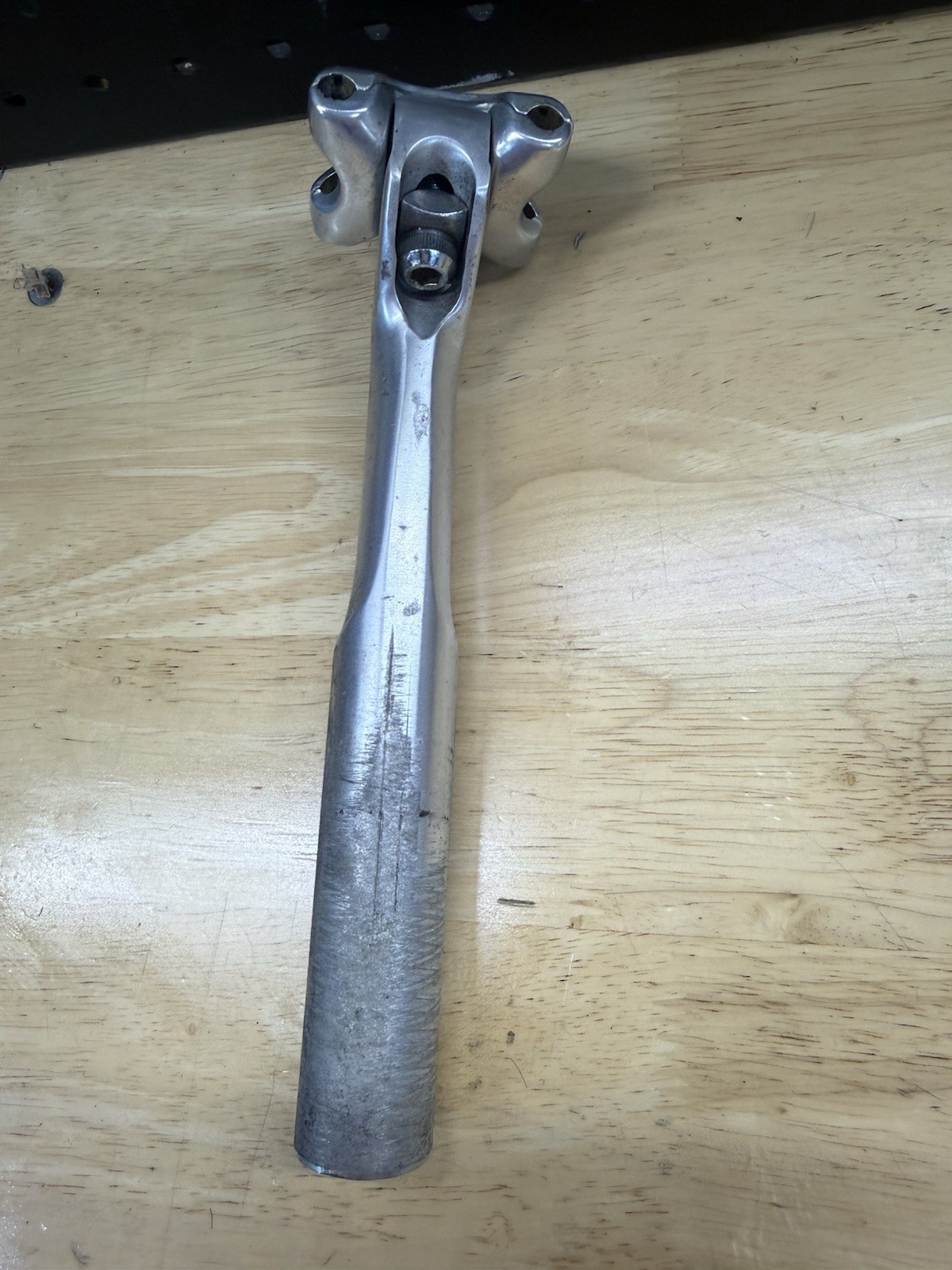 Vintage Shimano Dura-Ace Aero Seatpost, SP-7400-B 27.2mm