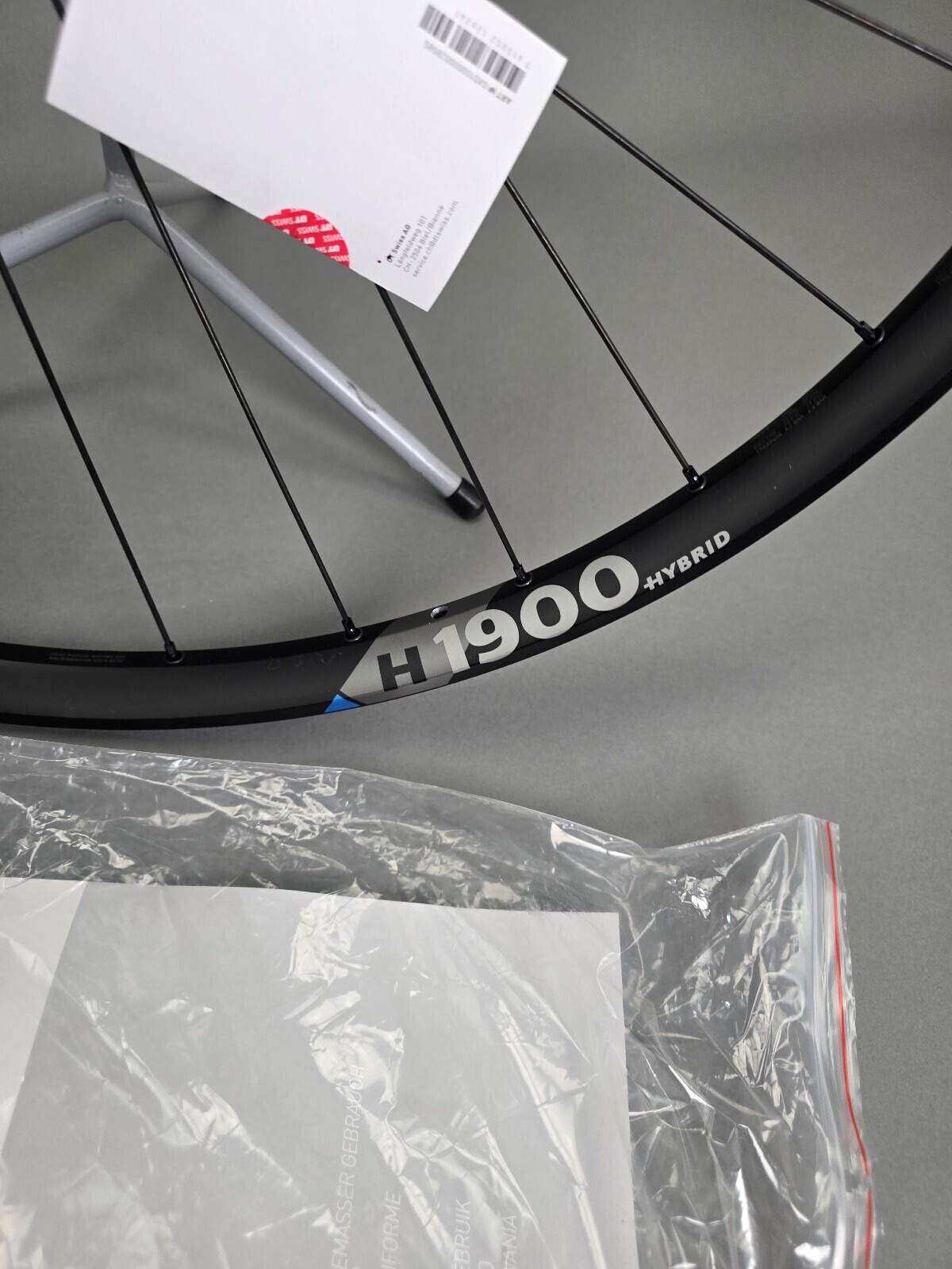 NEW DT Swiss Wheel Hybrid Rear 1900 Shimano 29″ 622 x 30 TC mm Black Rim