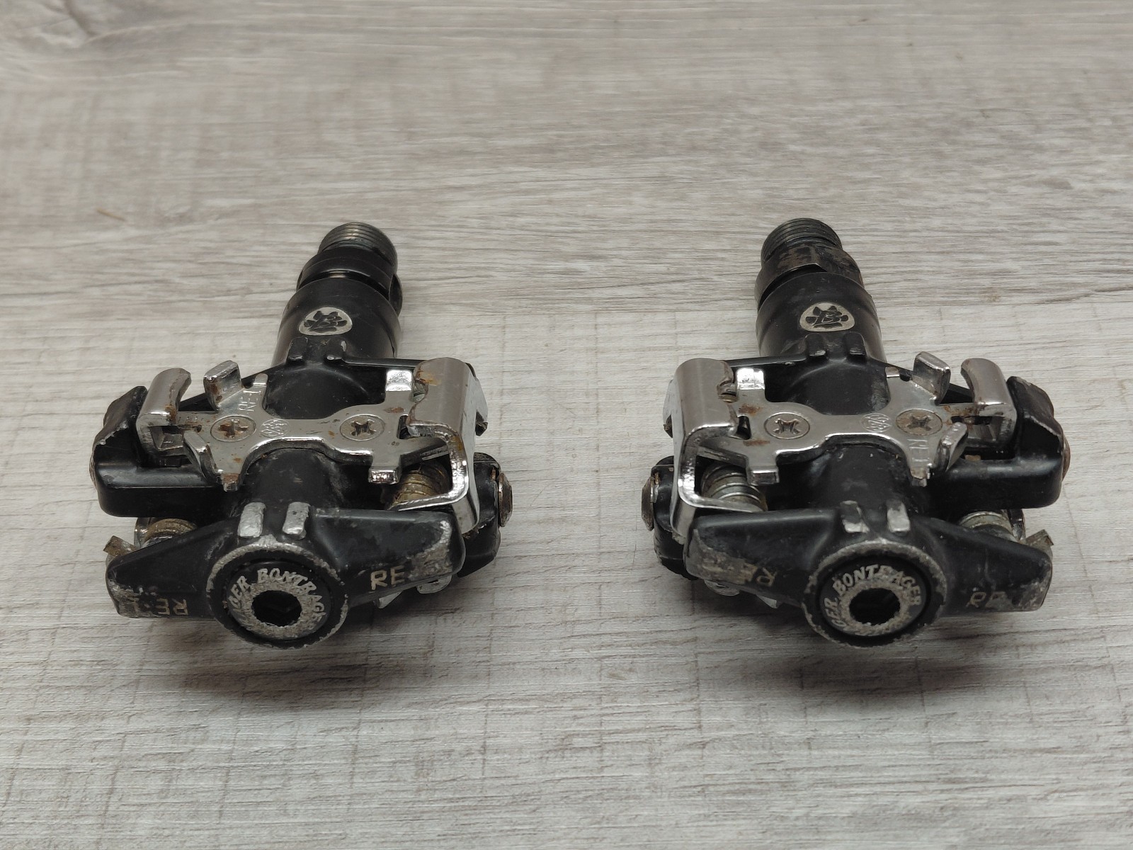 Bontrager RE-1 Clipless Pedals Black/Silver Dual Sided Mountain Bike, Bicycle