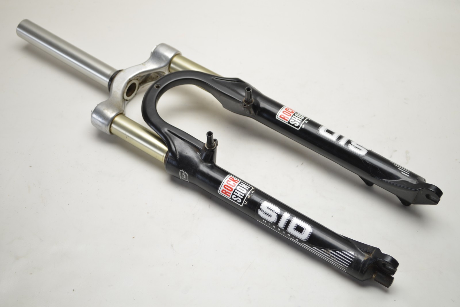 ROCK SHOX SID HYDRA AIR XC 1 1/8″ THREADLESS 26″ WHEEL BICYCLE FORK 180 MM STEER