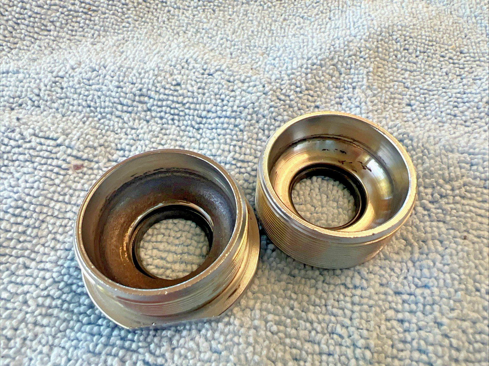 Shimano Deore XT BB-M730 Bottom Bracket – 68 x 122.5MM BSA English