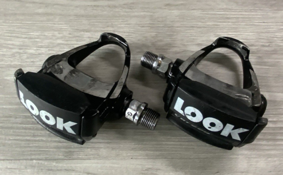 LOOK CARBON PRO CLIPLESS PEDALS NO CLEATS BLACK 432 GRAMS