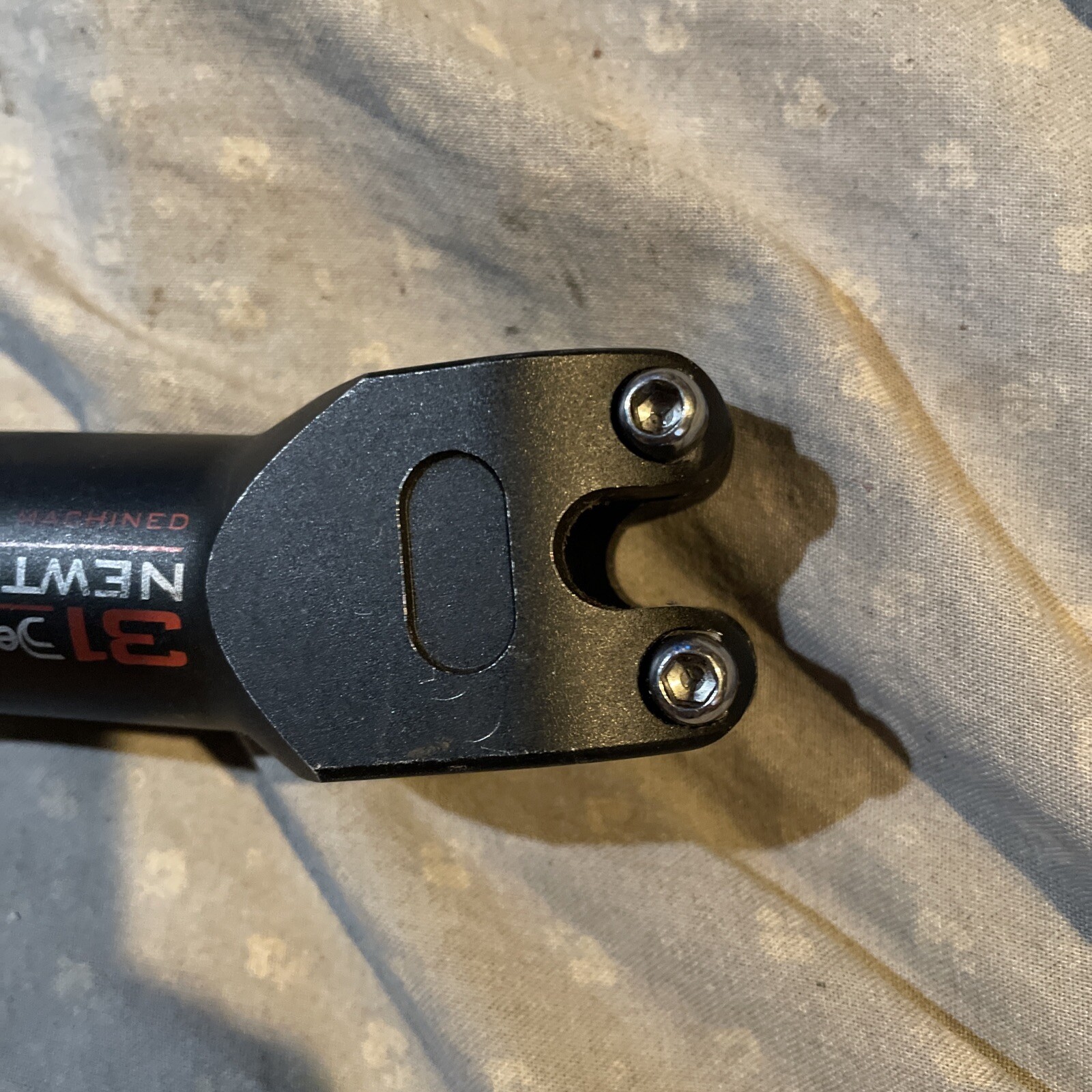 deda newton 31 threadless stem 11cm 31.8