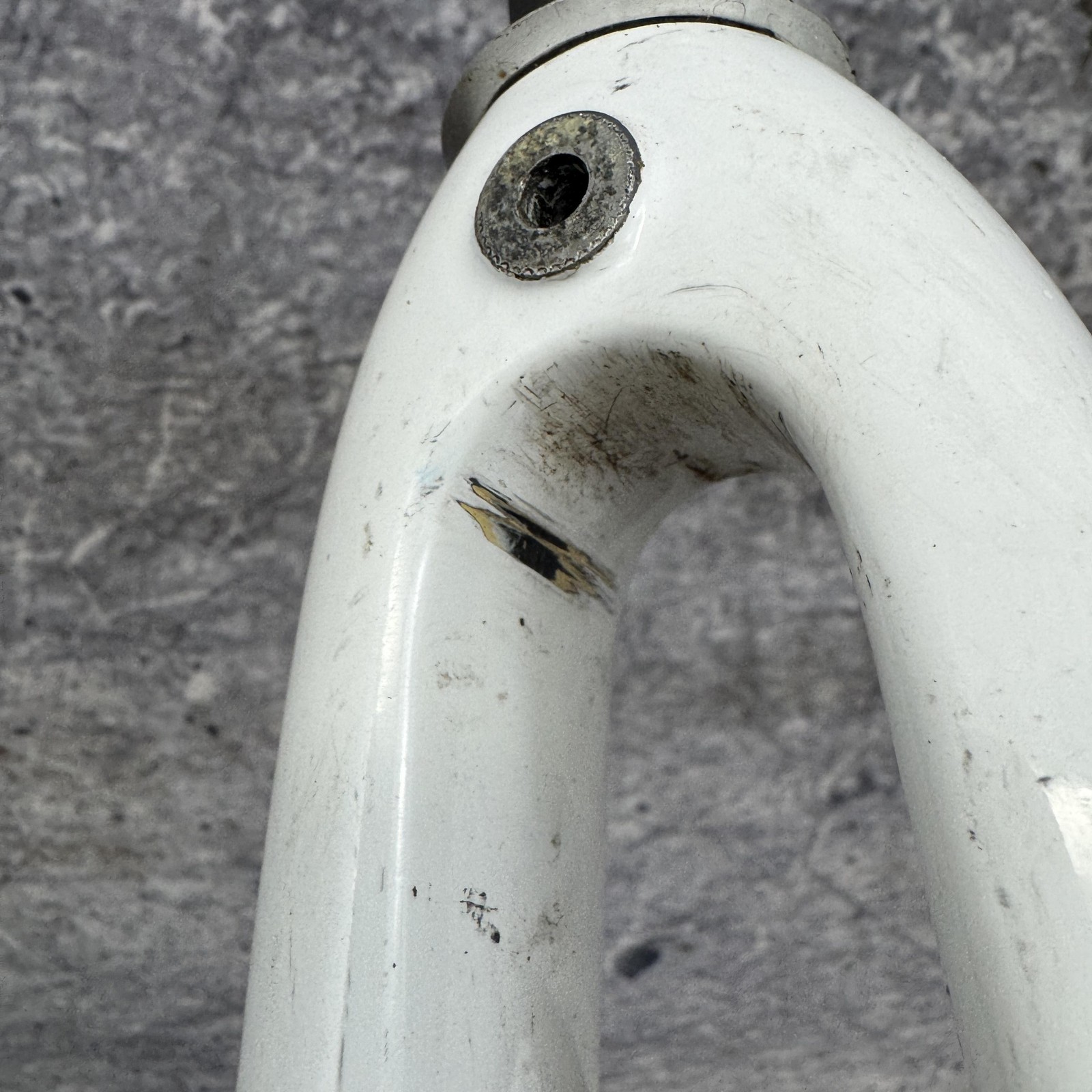 Vintage Kestrel Fork 700c 1in Threaded EMS Composite White Carbon 6″ Short Road