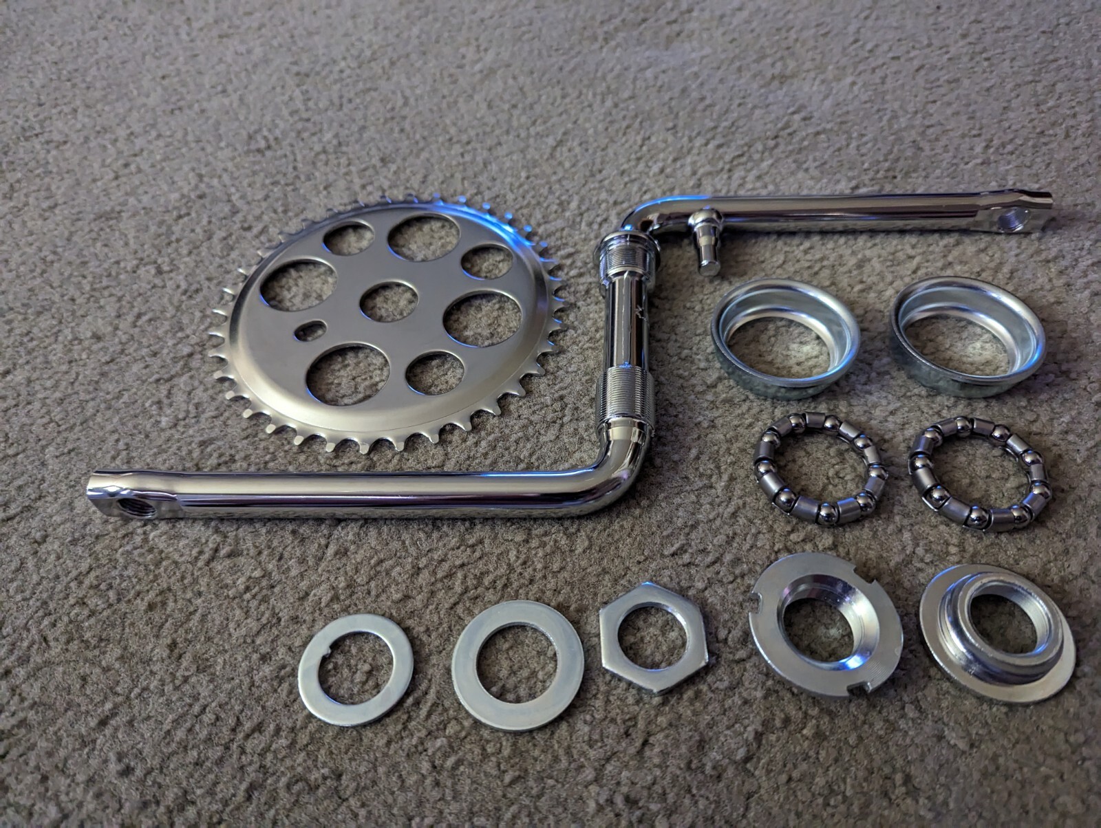 LUCKY 7 SCHWINN STYLE BICYCLE SPROCKET 36T, CRANKS 5 &1/2″,& BOTTOM BEARING SET
