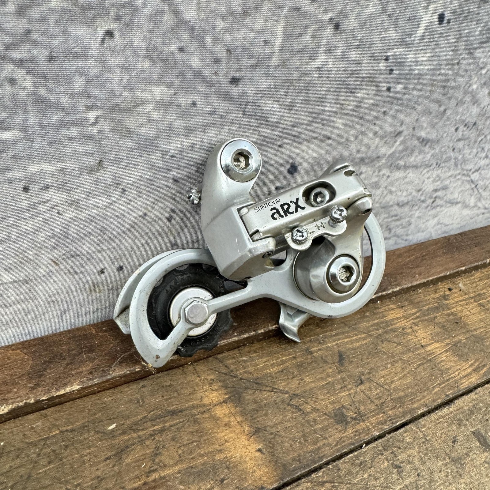 Vintage Suntour ARX Rear Derailleur Short Cage Silver Japan Road Bike 245g