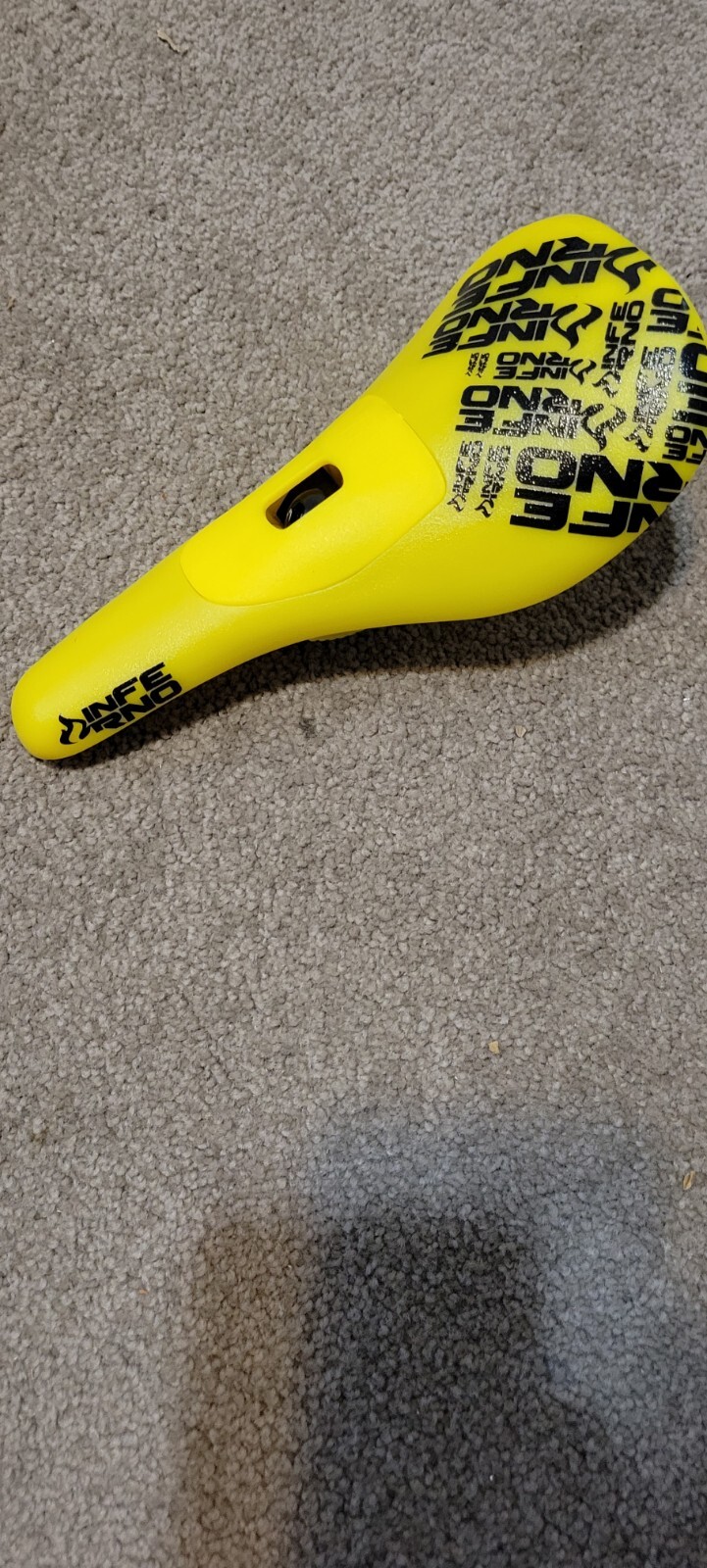 new Inferno Pivotal plastic bmx freestyle race flatland bike seat