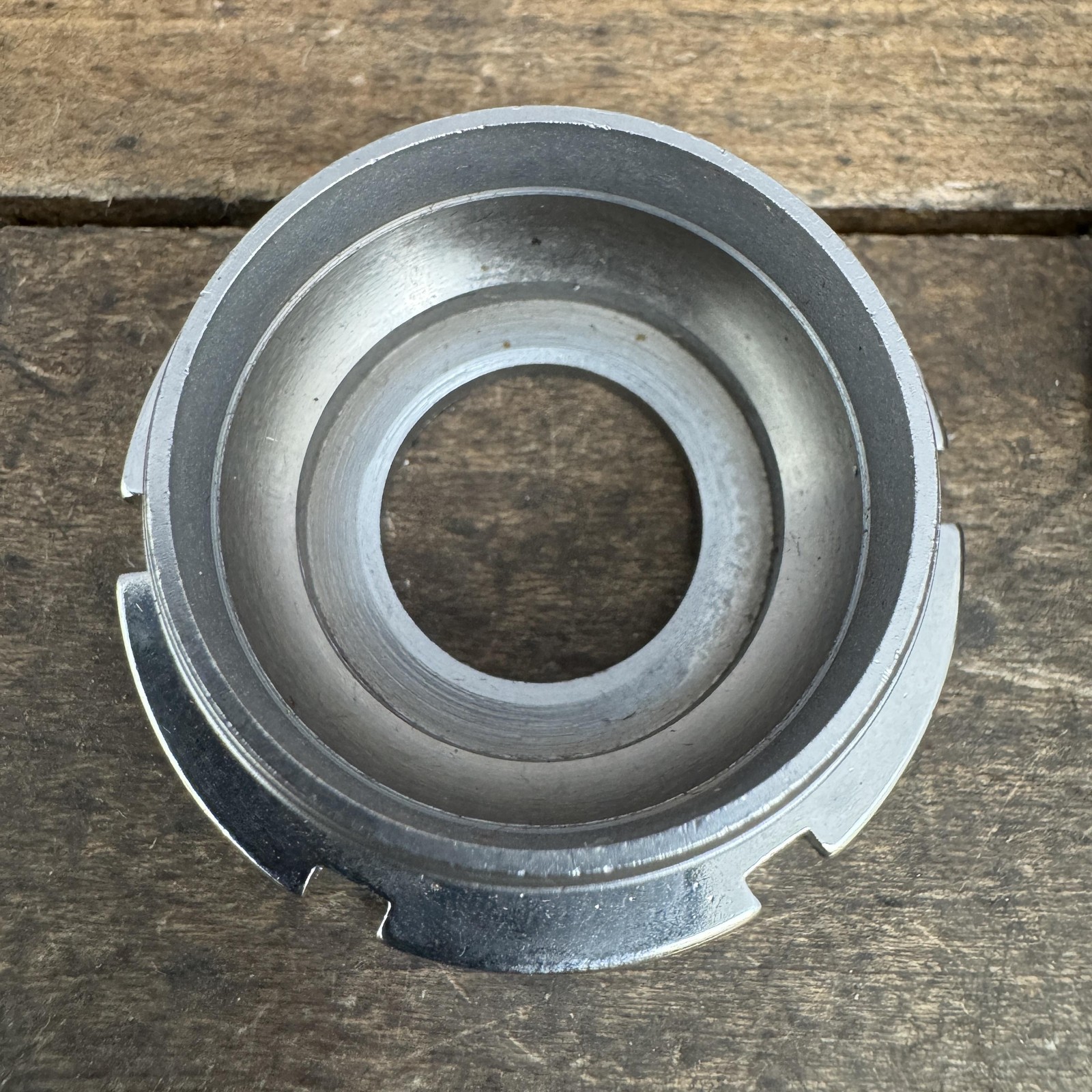 Vintage Suntour Superbe Bottom Bracket Cups NOS 1.37×24 BSA English Square Taper