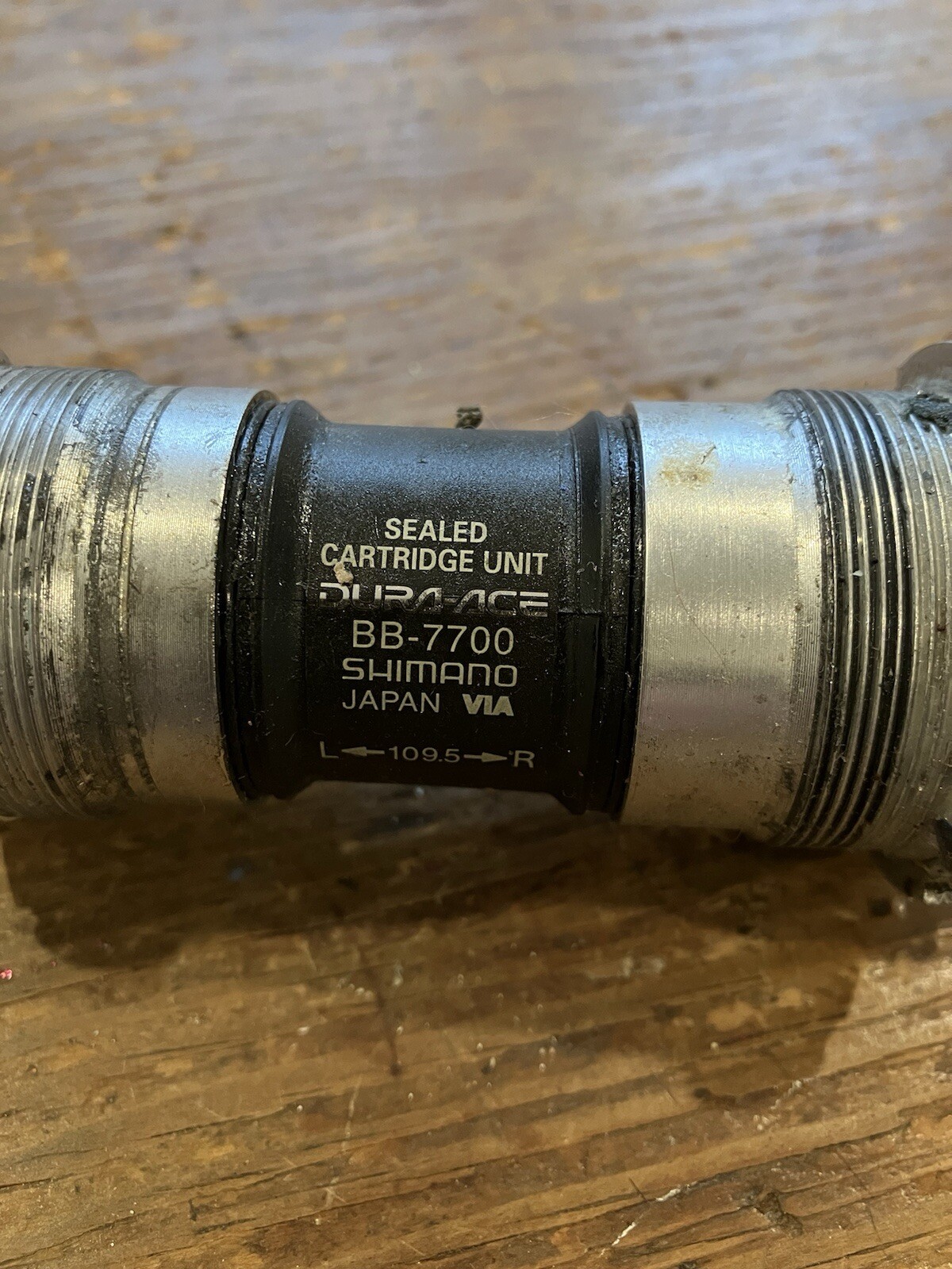 Shimano Dura Ace Italian Bottom Bracket BB-7700 36×24