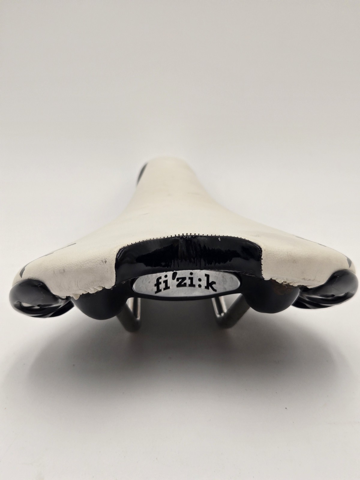 Classic FIZIK Fi’zi:k Aliante White Twin Flex Saddle Carbon Rails Bicycle Seat