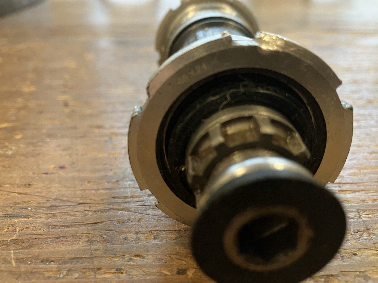 Shimano Dura Ace Italian Bottom Bracket BB-7700 36×24