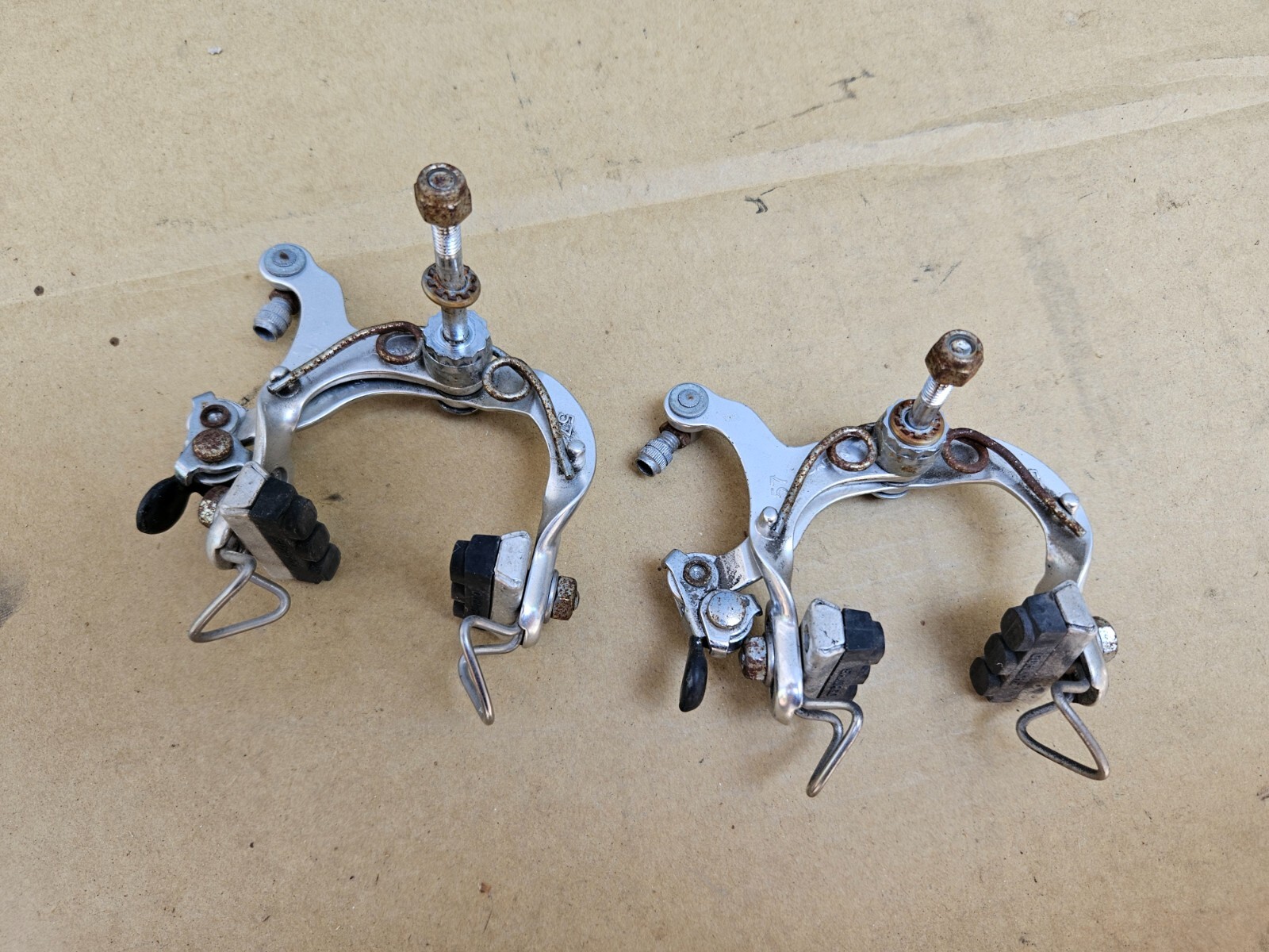 Shimano 600 Arabesque Road Bike Brake Calipers Front + Rear Set Japan low miles