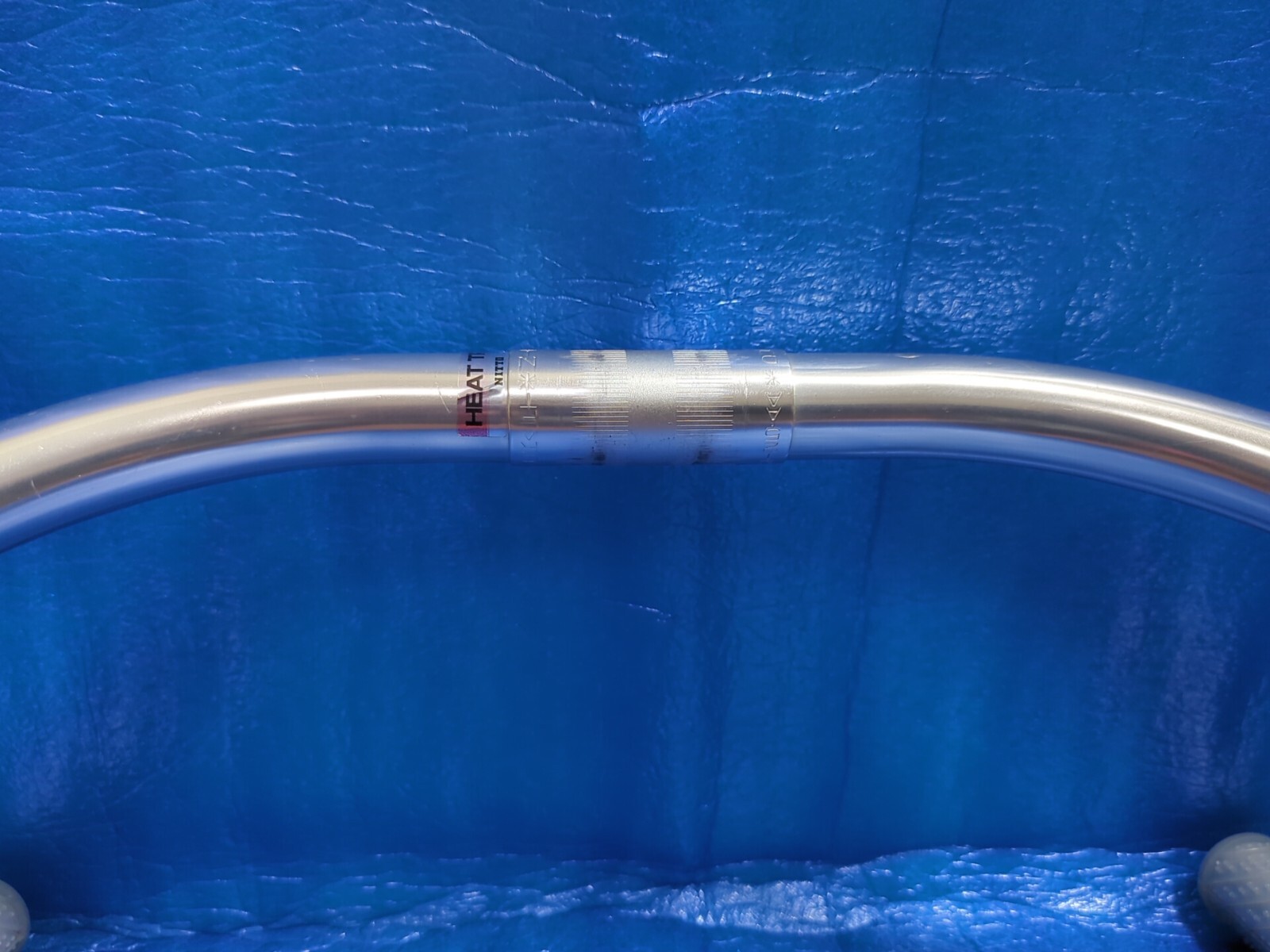 Nitto B125 AA 370mm NJS Handlebar + Soyo Grips