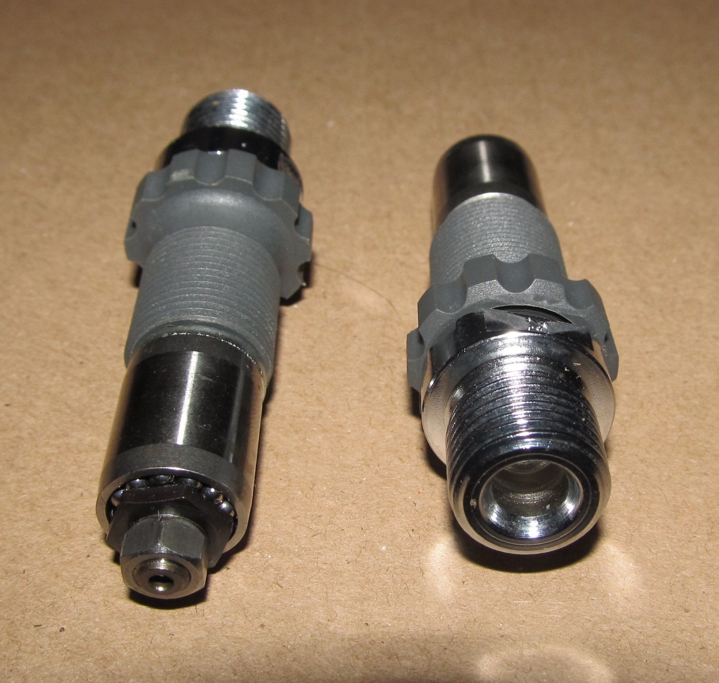 Shimano Dura Ace Left & Right Pedal Spindles NOS NEW Old Stock