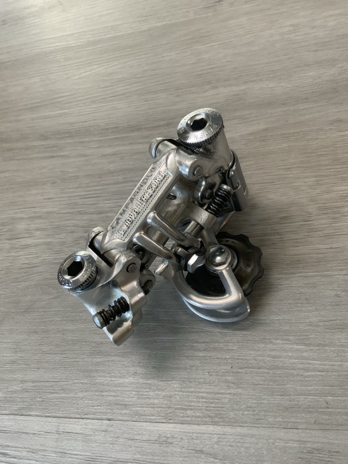 CAMPAGNOLO NUOVO RECORD REAR DERAILLEUR PATENT 71