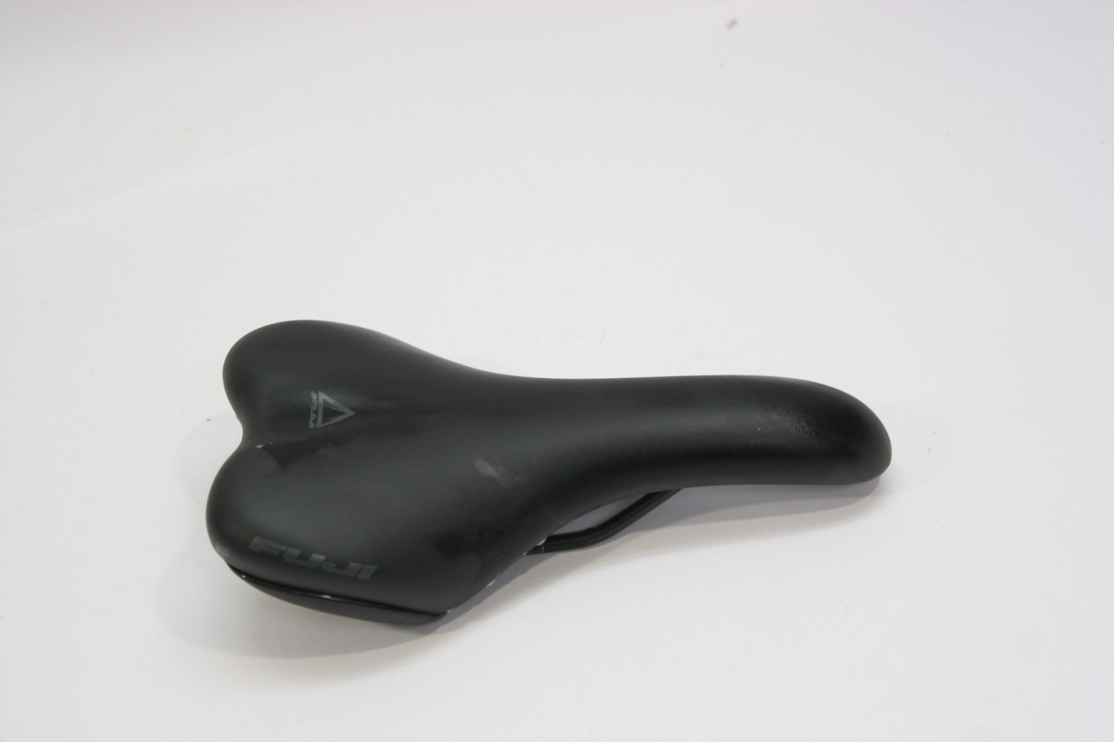 Fuji/Selle Royal Saddle 140 x 270mm Black FS2