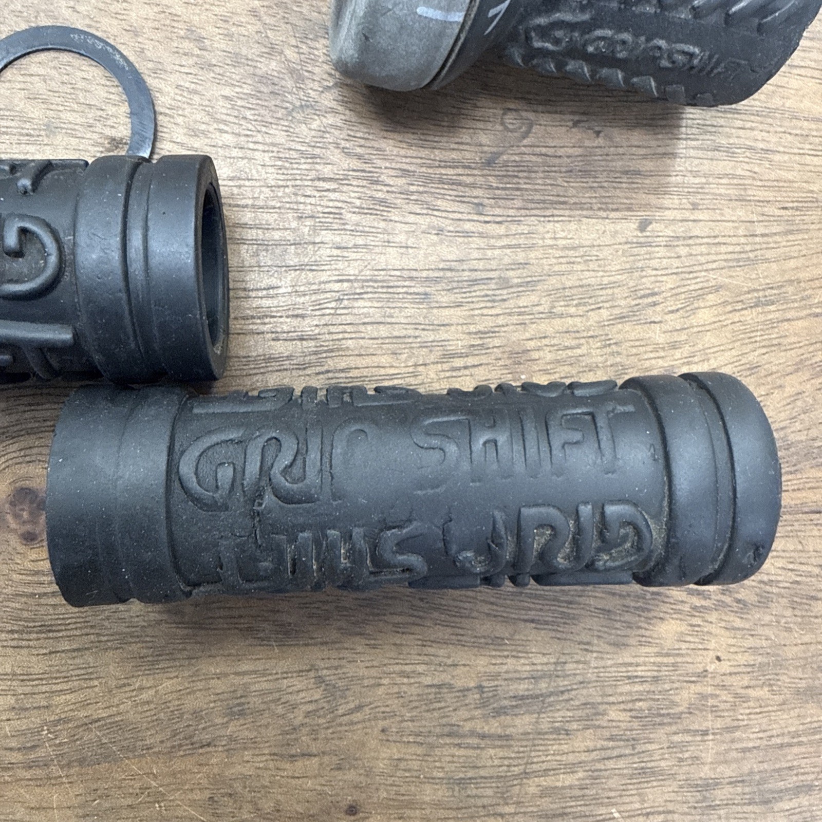 SRAM Grip Shift FSS400 Mountain Bike Shifter Pair Triple 3×7 Speed