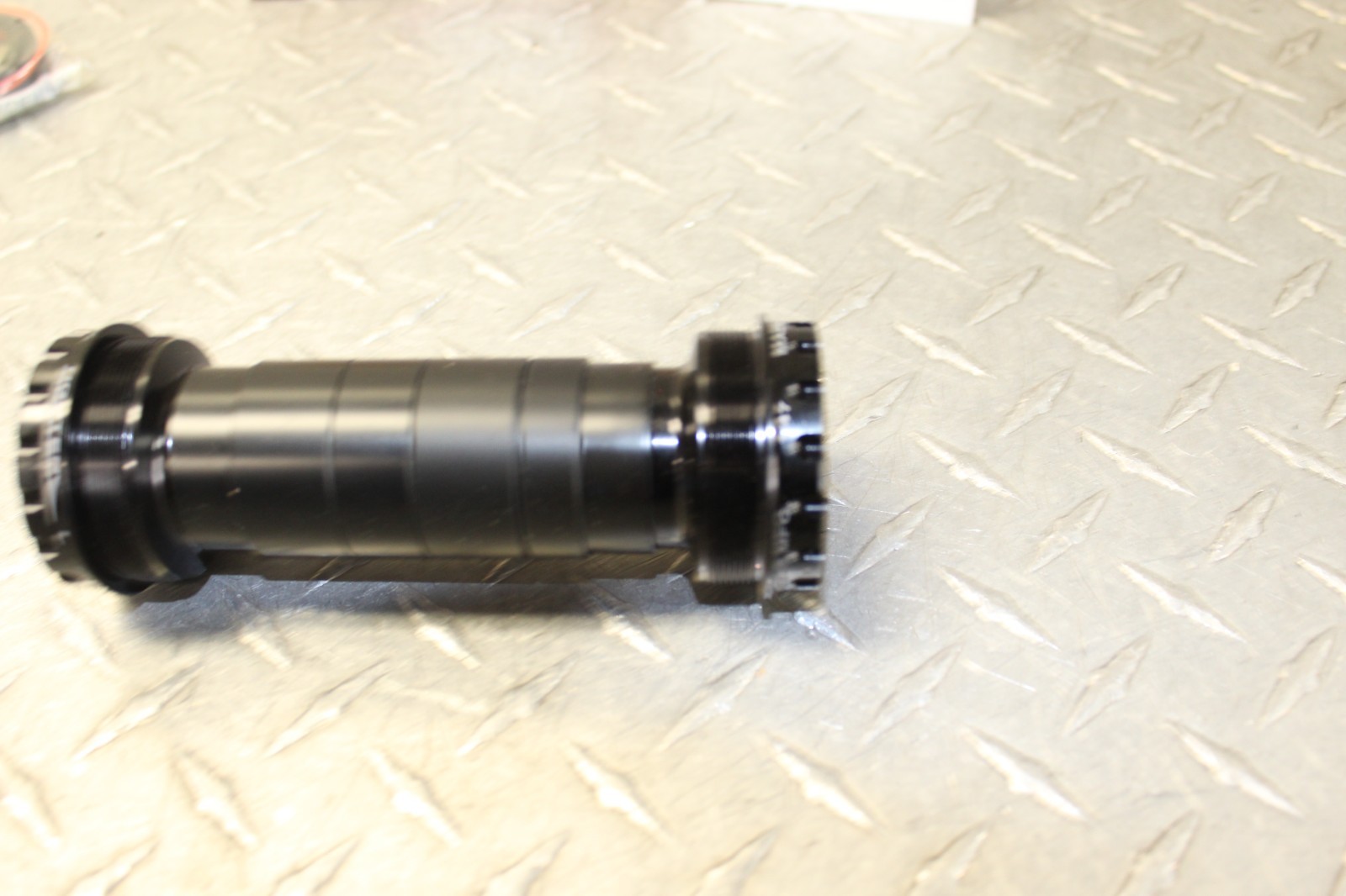 T47 Outboard ABEC-3 Threaded Cups T47 68-100mm 28.99mm T47-OUT-29MM