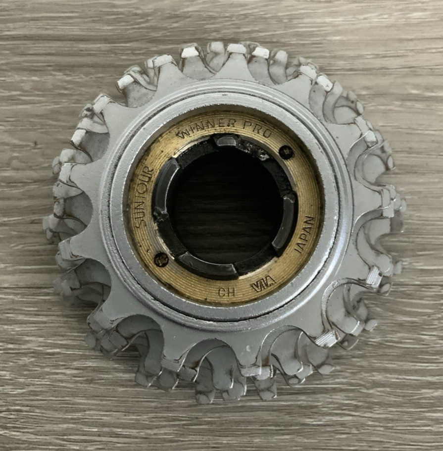 SUNTOUR WINNER PRO FREEWHEEL 6 SPEED 13-18 TOOTH BRITISH THREADING