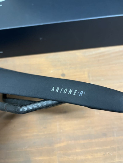 Fizik Arione R1 Open Regular Carbon Rail Road Saddle snake