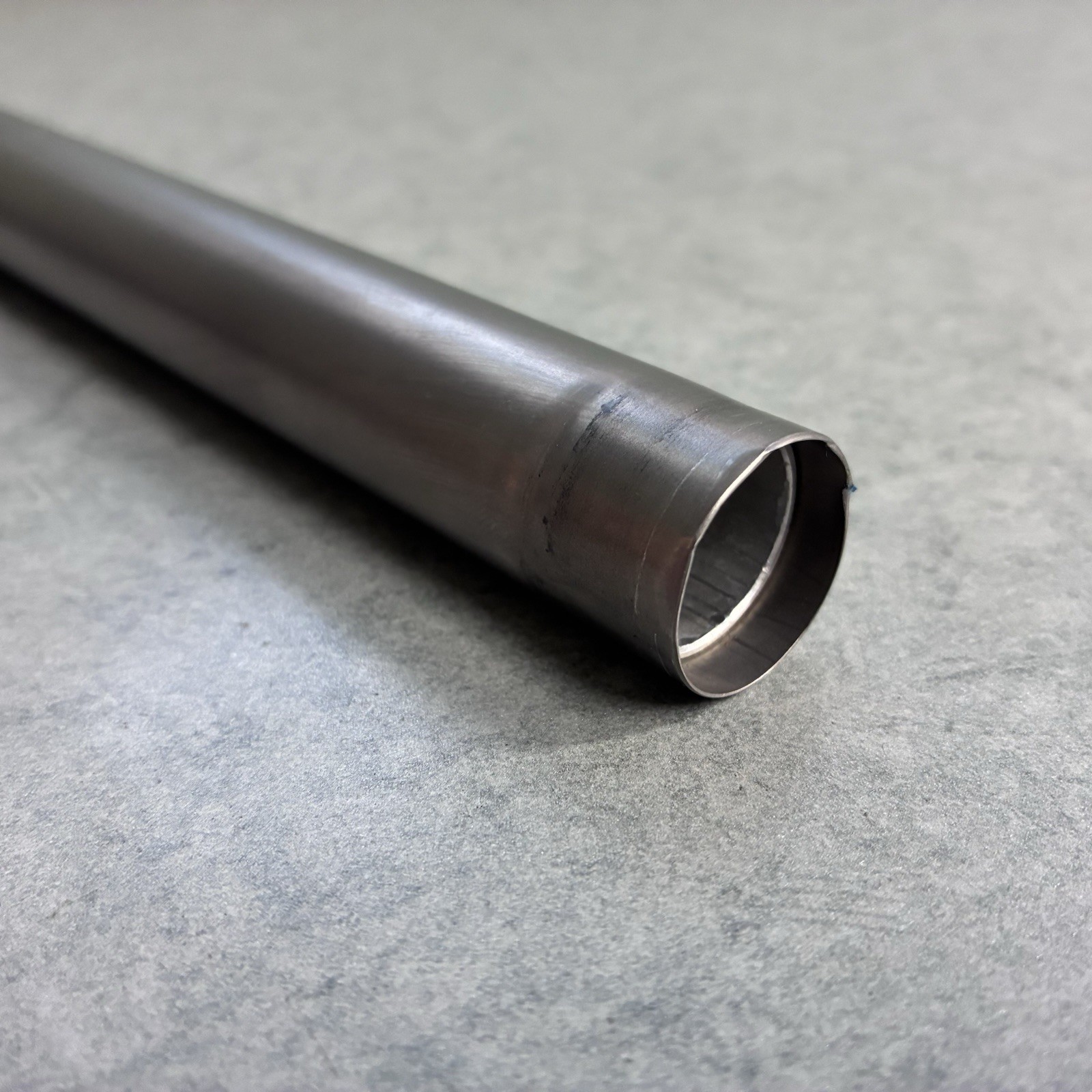 Vintage Bontrager Titec 560mm Titanium Flat Handlebar 22.2mm X 25.4 Shim