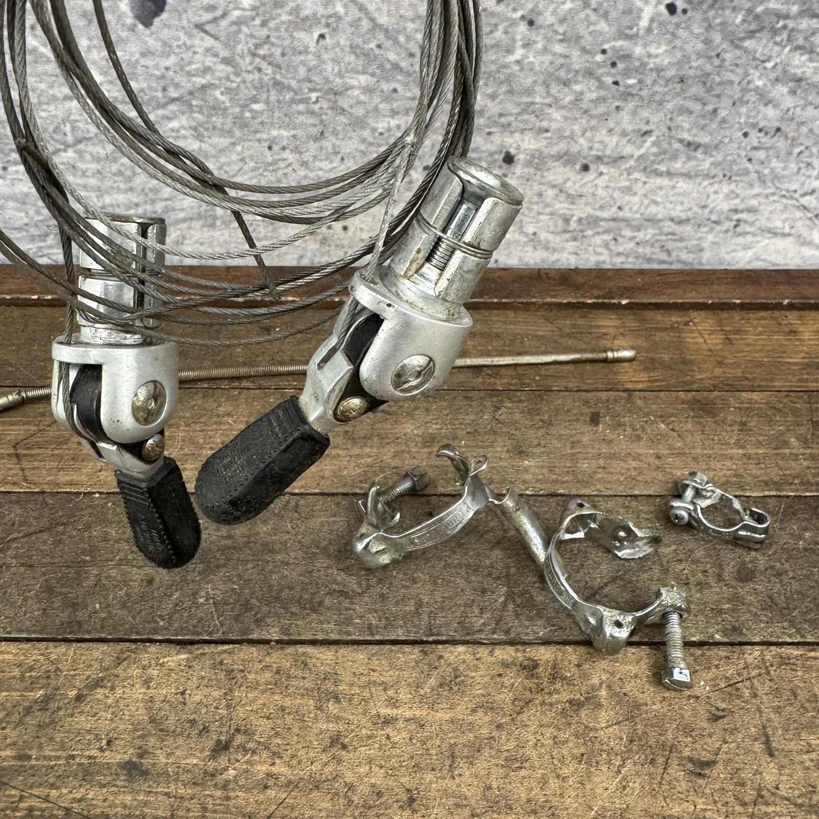 Vintage SunTour Bar End Shifter Set Casing 28.6 Clamp Lot Touring Bike Housing