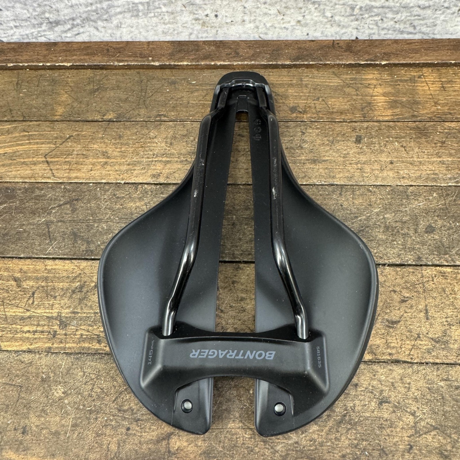 Bontrager Aeolus Elite Bicycle Saddle 145mm Seat Black Short Road TT Cutout