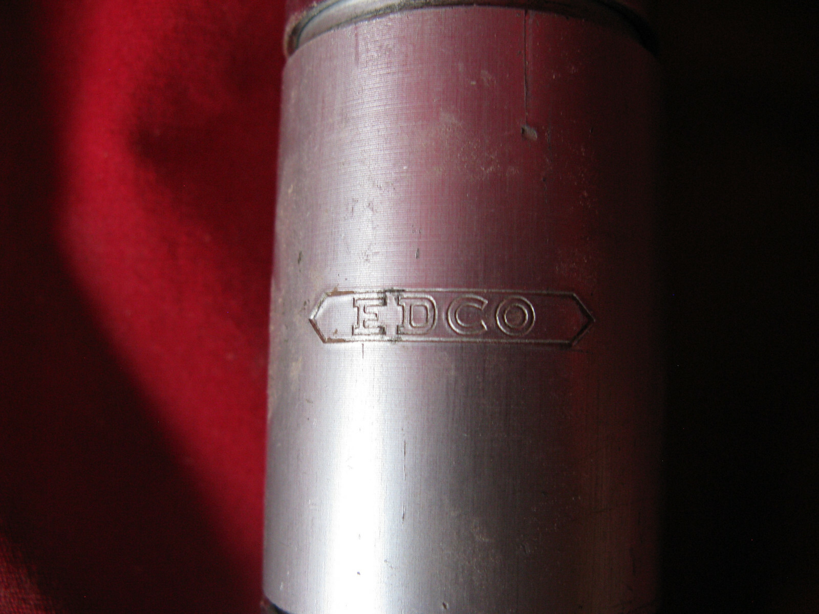 EDCO threadless Bottom Bracket