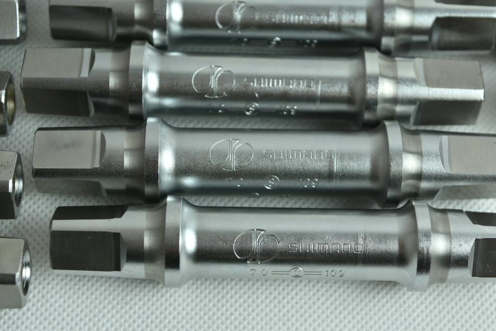 SHIMANO DURA ACE bb-7200 spindle square taper ! 70 x 109mm ! NOS – never used