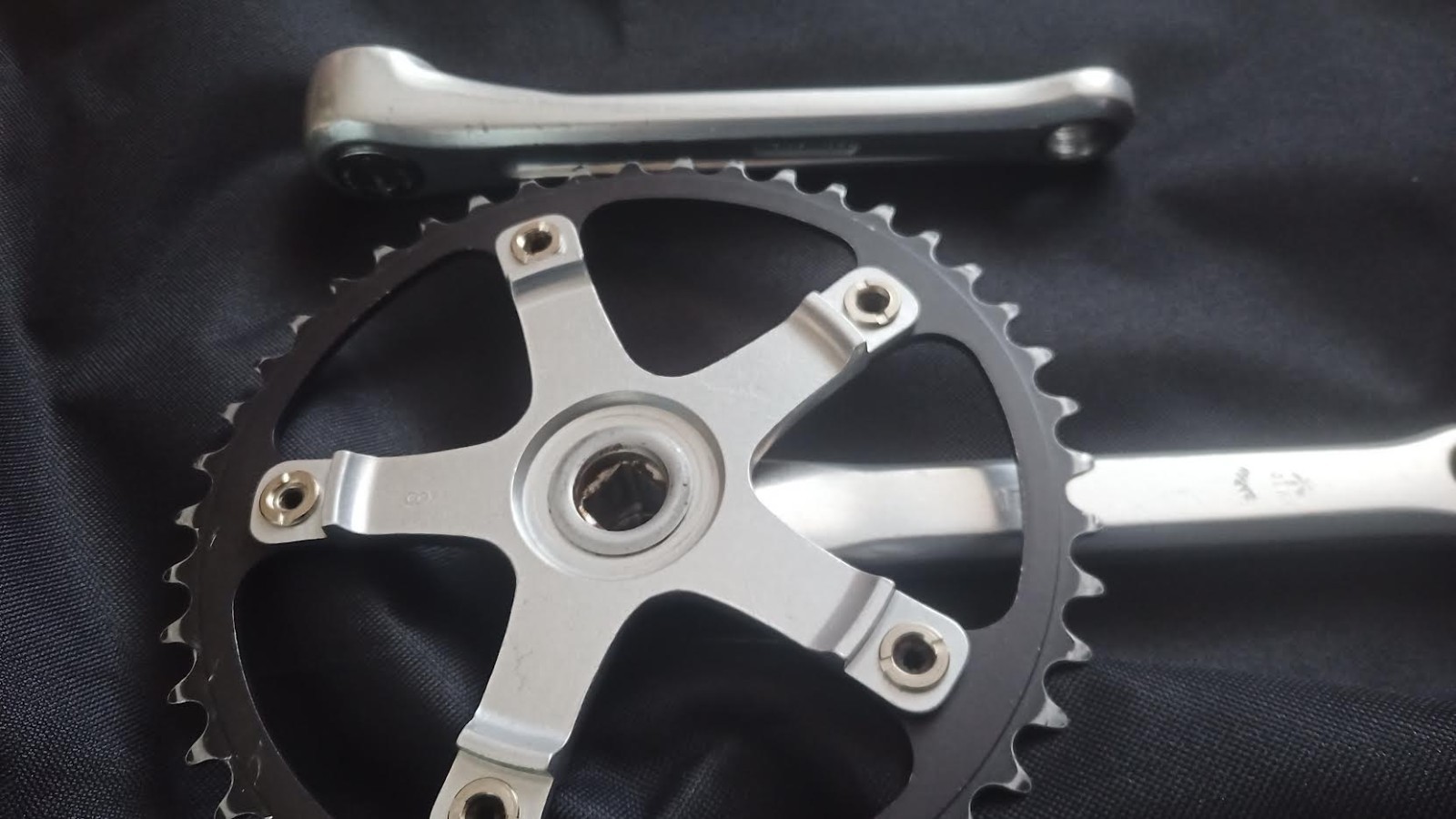 Tourney crankset 170 with FSA bolts & 44t 130mm chainring old school bmx