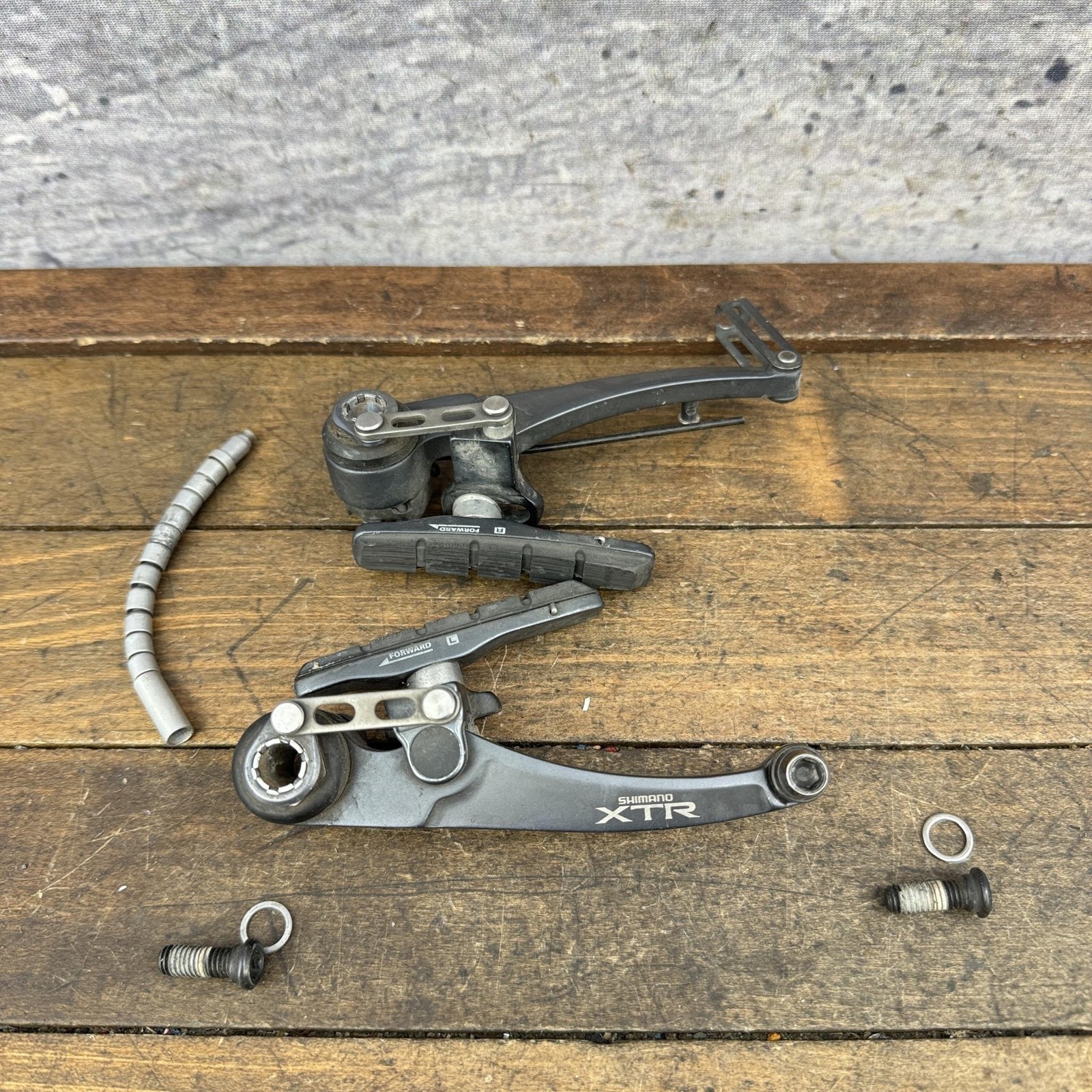 Vintage Shimano XTR BR-M950 V-Brake Caliper Gray MTB Bike Japan 90s MTB 1
