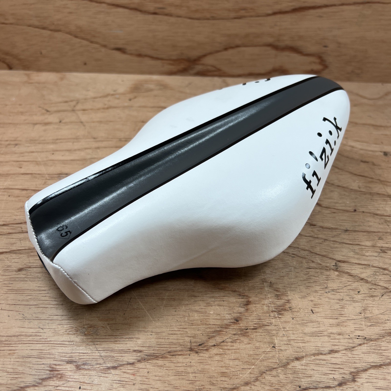 Fizik Tritone 6.5 Saddle Bicycle Seat triathalon stub nose short seat