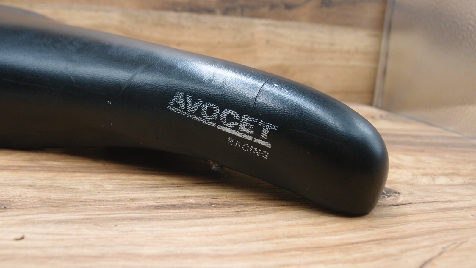 1991 MTB seat Avocet Racing saddle by Viscount
