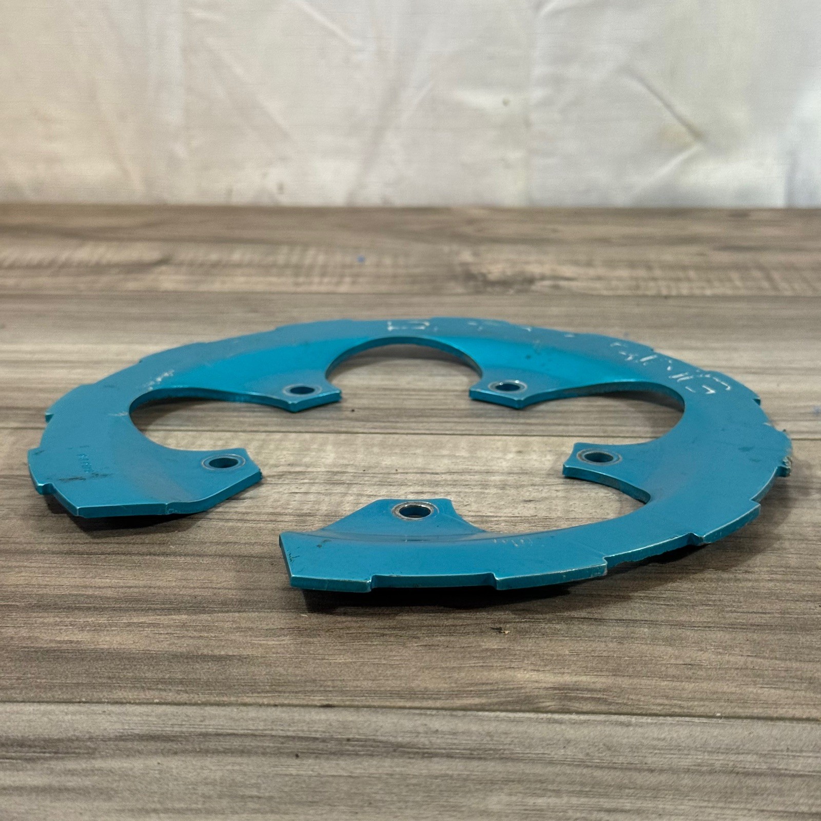 Rock Ring Bash Guard Chainring Protector 110BCD Turquoise Blue Ano 48T