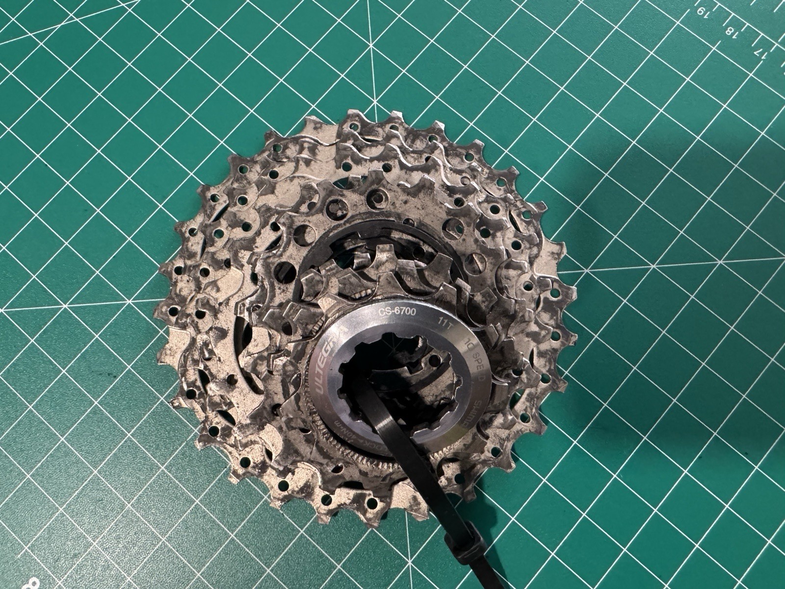 Shimano Ultegra CS-6700 10 Speed Road Touring Bike Cassette 11-28 10sp Japan