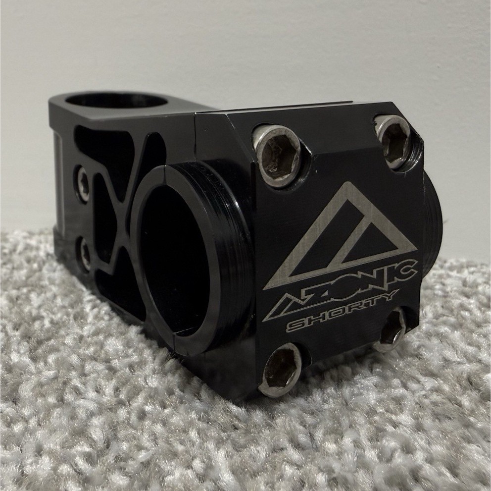 Azonic Shorty Stem 25.4mm Clamp 70mm 1-1/8in Threadless Black