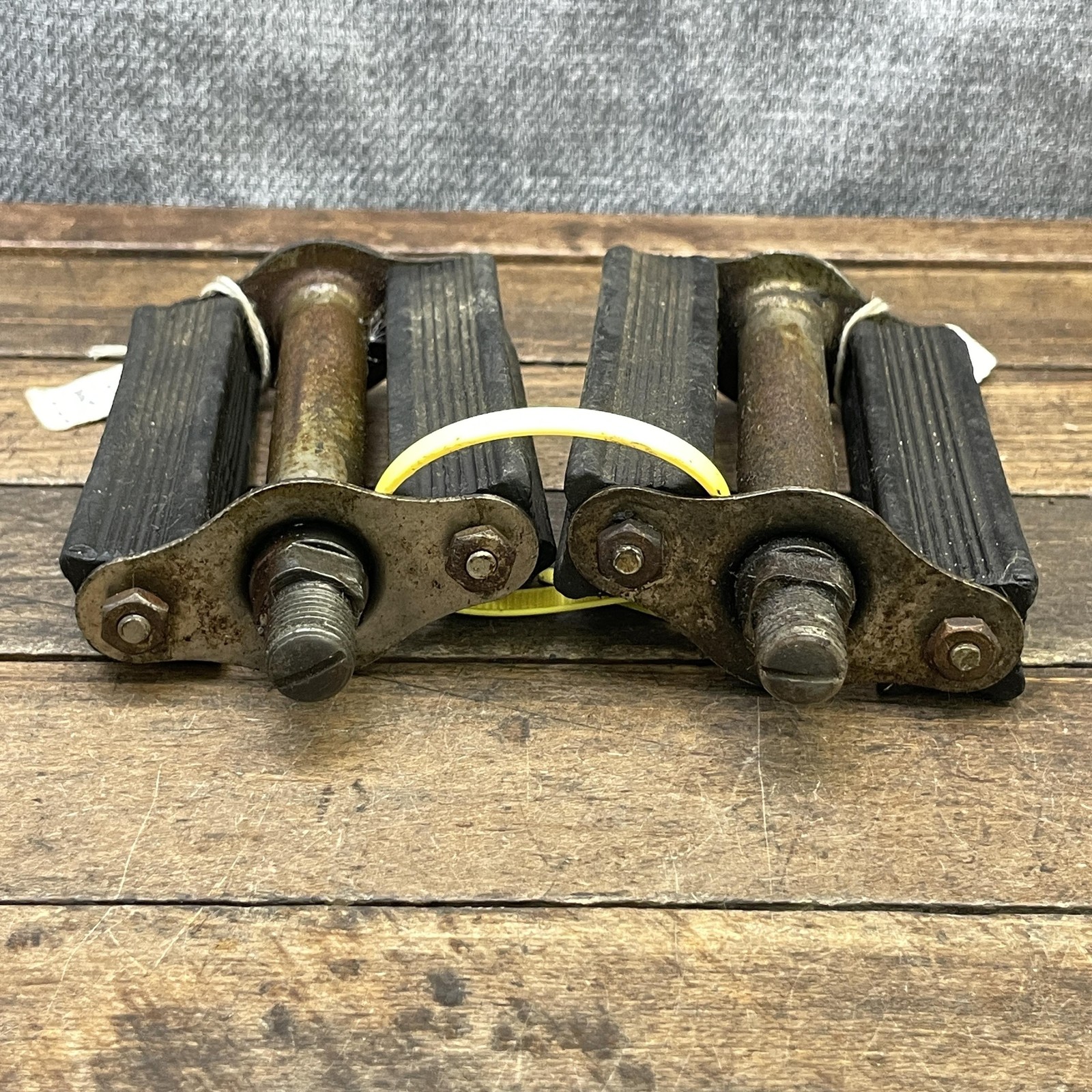 Vintage Wald Block Bike Pedals 1/2 In USA PARTS Bent Shaft Balloon Tire