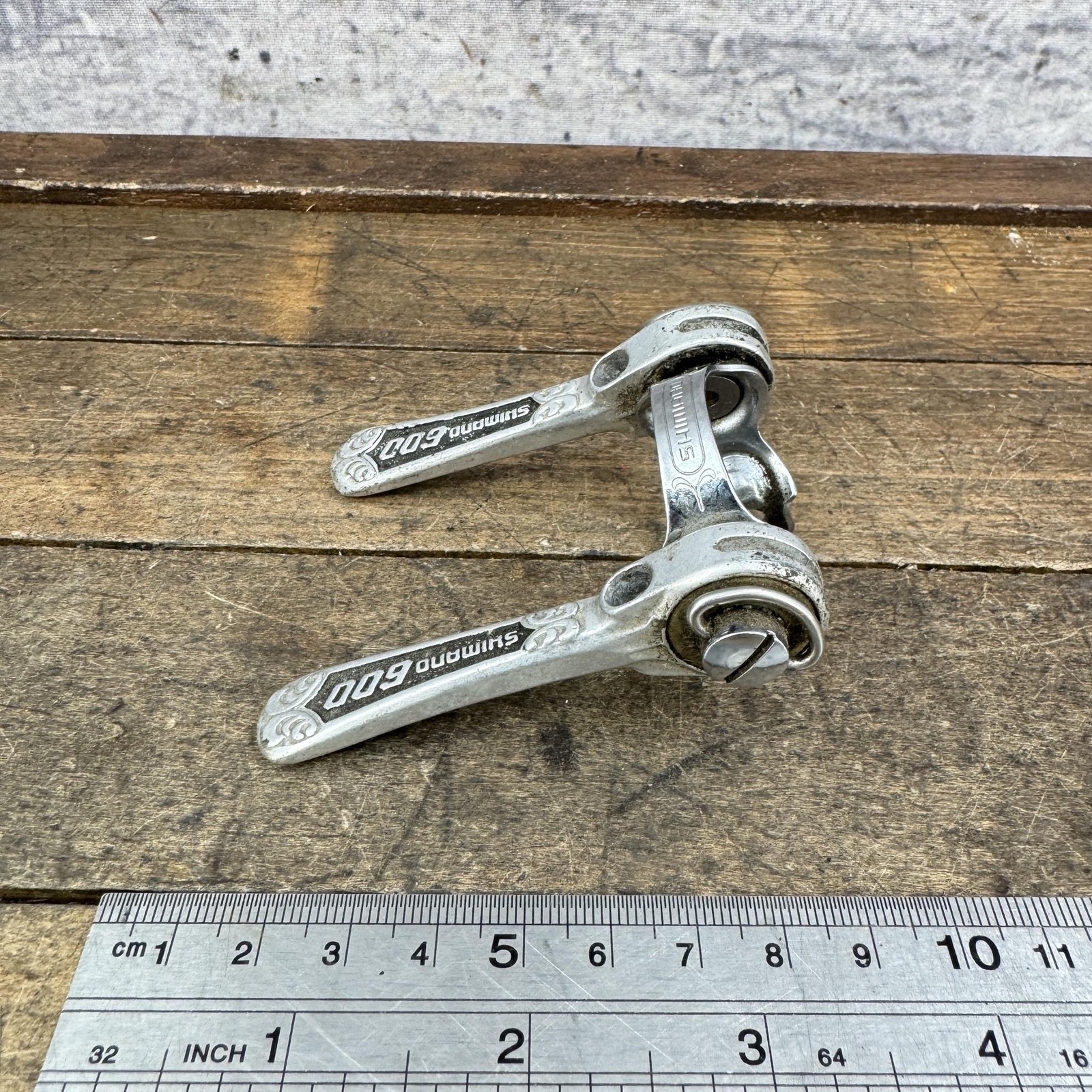 Vintage Shimano 600 Arabesque Shift Levers Shifters 28.6 Clamp Down Tube 70s