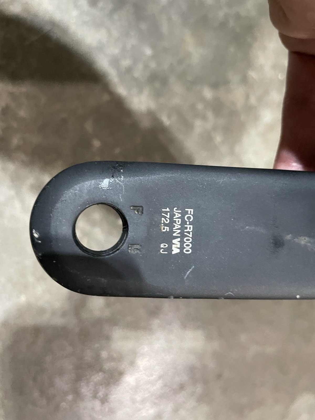 Shimano 105 R7000 172.5 50/34 Crankset With Bottom Bracket