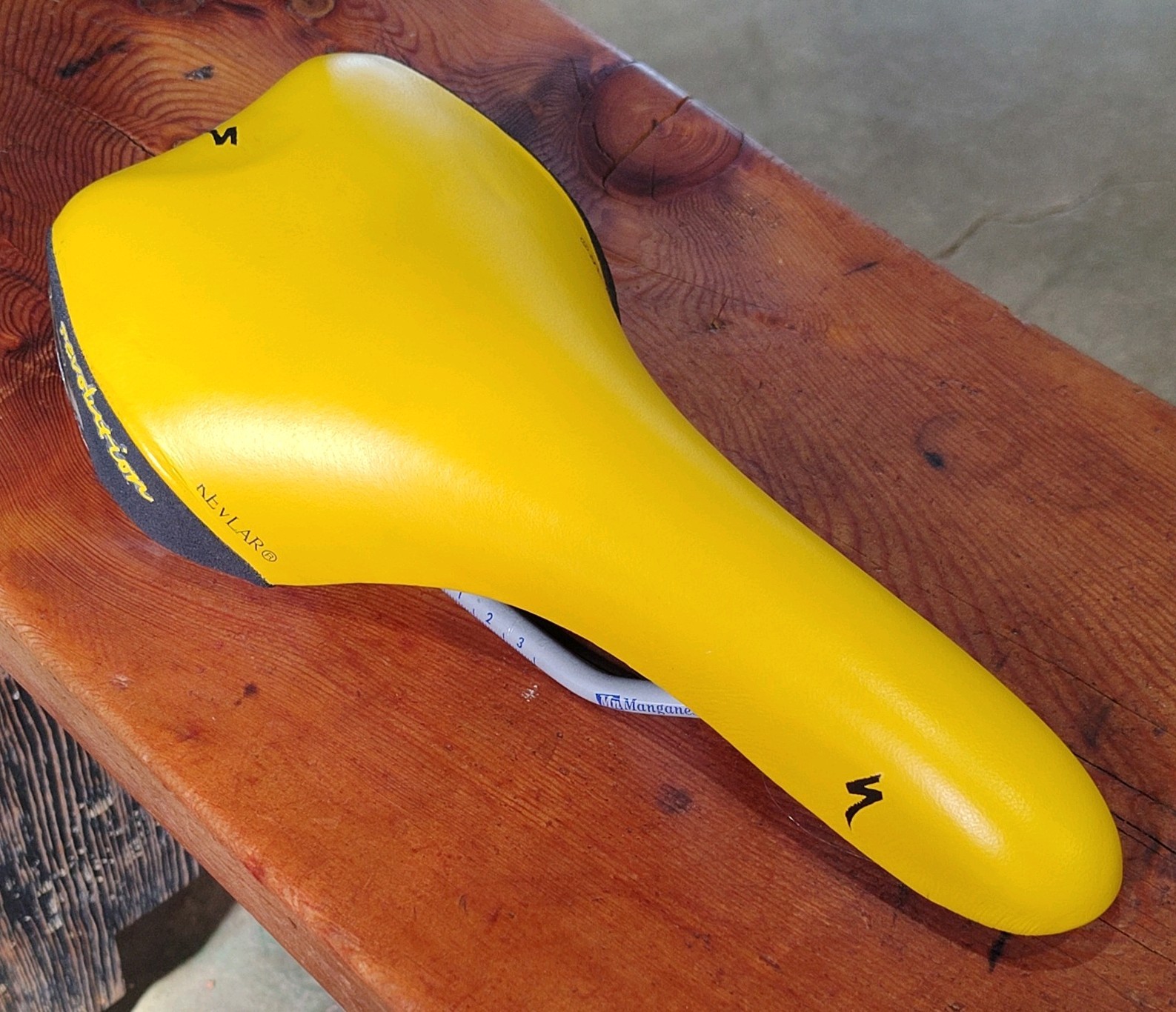 Specialized Revolution Prolong Total Flex Control Saddle Yellow Made in Italy