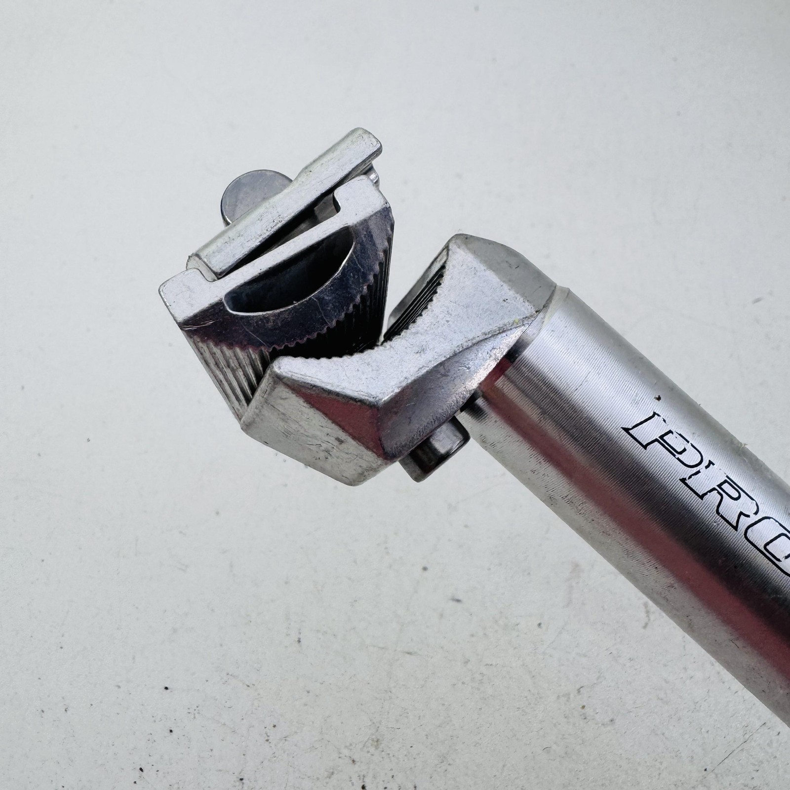 Promax 28.6mm Alloy Seatpost 360mm Silver Single Bolt Clamp MTB Road Bike A51
