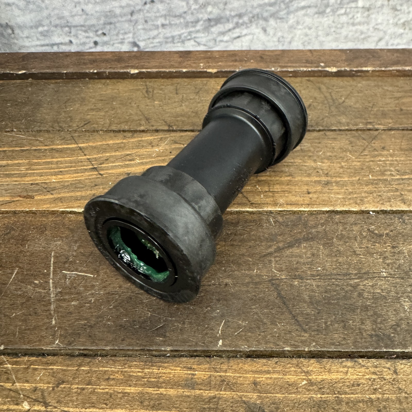 Shimano Dura-Ace Bottom Bracket SM-BB92-41B Press Fit BB86 Road Hollowtech