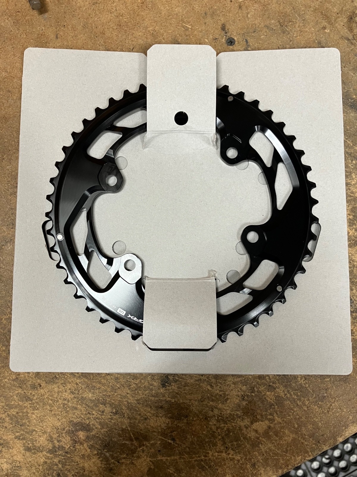 SHIMANO GRX 12 speed Chainring 48 and 31 tooth FC-RX820-2 Crankset