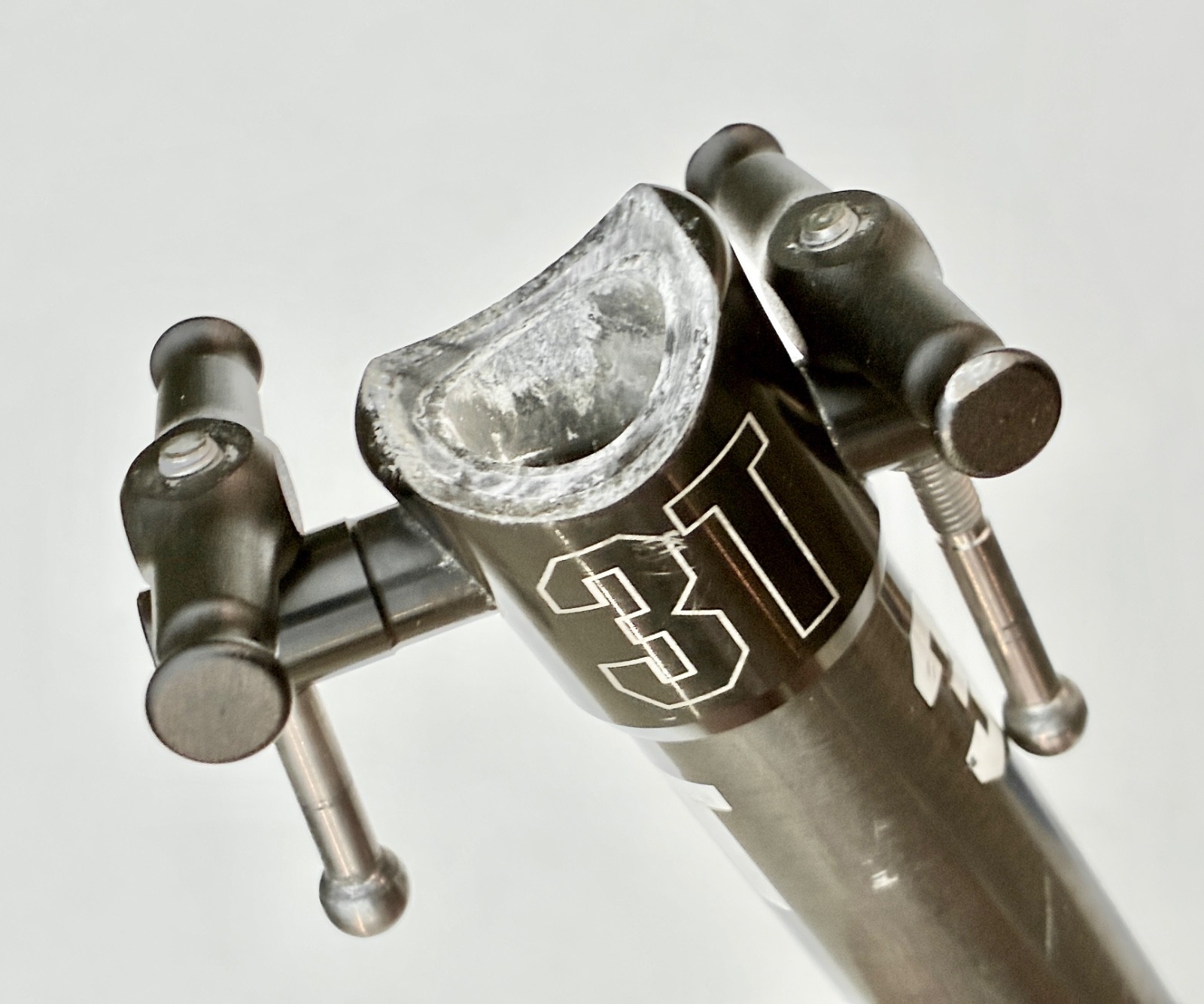 Used Short 27.2mm 3T Doric LTD Carbon Seatpost Straight Black PARTIAL Parts