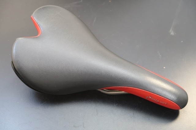 Fizik Aliante Sport Titanium rail Saddle Italy Red and Gray